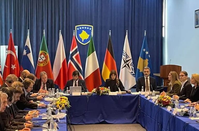 Haxhiu pret në takim delegacionin e Asamblesë Parlamentare të NATO-s