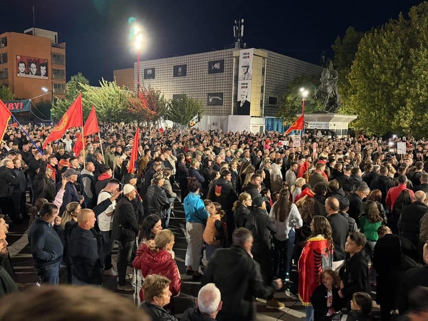 Haziri partive: UÇK-ja nuk është për pazare politike, bëhuni bashkë dhe votojeni ligjin