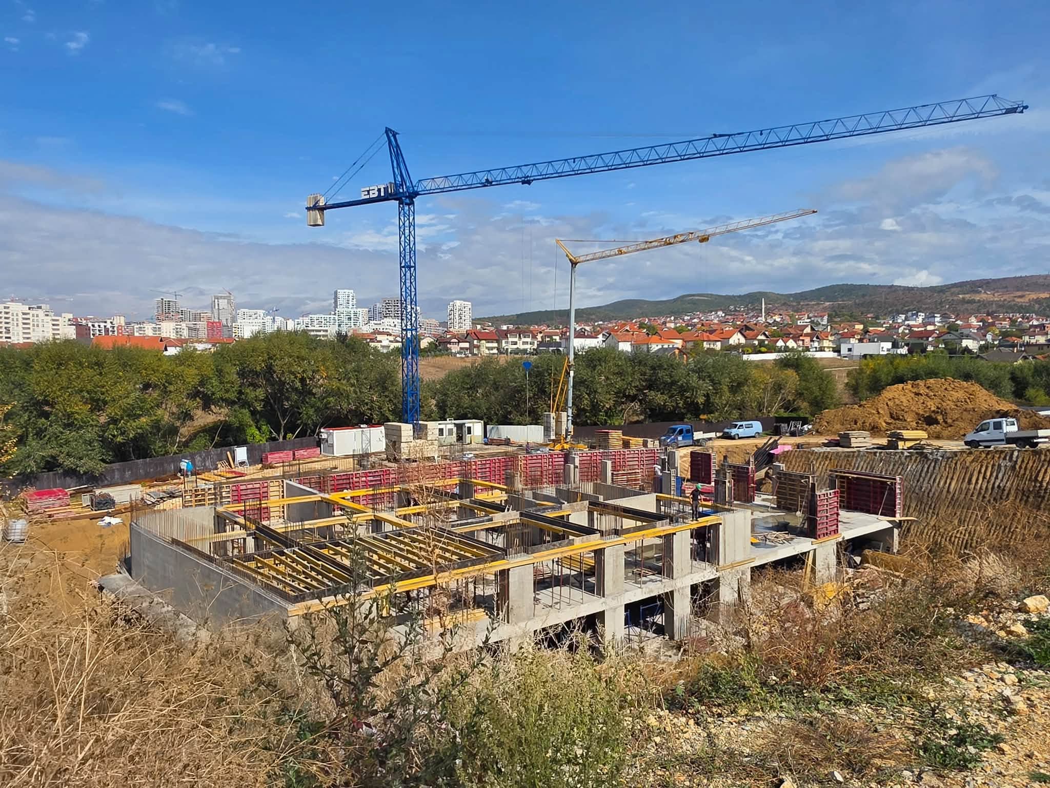 Inspektorati i Punës ndalon punimet në 9 objekte ndërtimi në Prishtinë dhe Ferizaj