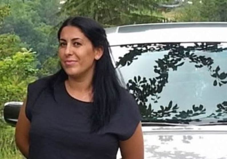 “Ish-bashkëshorti refuzoi t’ia hapte derën”-“Me mirëkuptimin e vetë ankueses, largohet nga shtëpia e vëllezërve” Procesverbali i Arlinda Zekajt