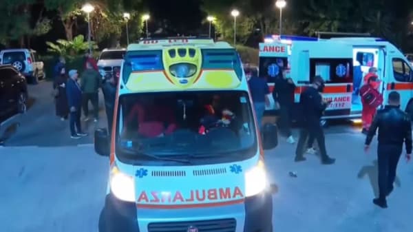 Kaosi nga protestat në Tiranë, 28 të lënduar në total