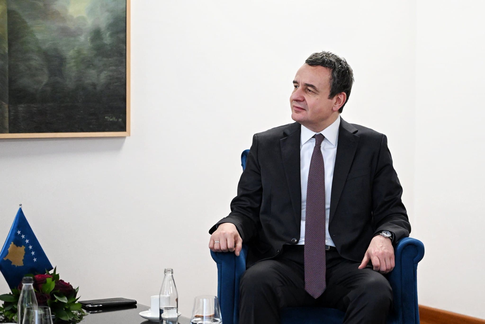 Featured image for Kurti priti në një takim kryetarin e kuvendit dhe kryeshefin për Arsim të Komunës së Bujanocit, Rexhepi dhe Hasani