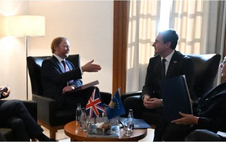 Kurti takon nënsekretarin britanik: Dialogu me Londrën është i ngushtë dhe i vazhdueshëm
