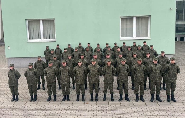 Maqedonci: 209 rekrutë të rinj nisin stërvitjen ushtarake bazë në FSK