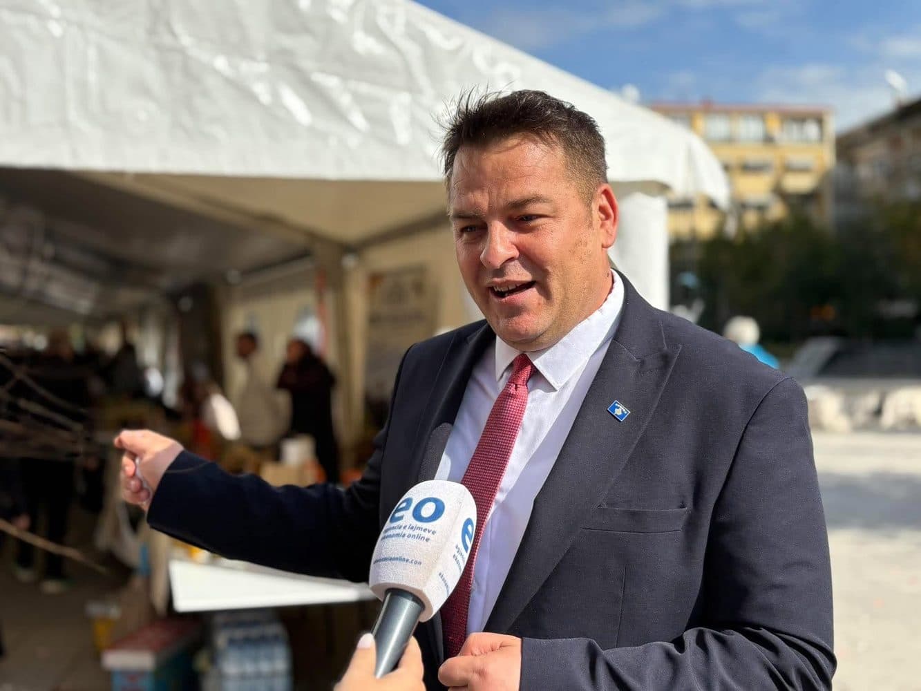 Ndalimi i mbi 100 tonëve mish me afat të skaduar, Muja: “Ka nis operacion më i madh i inspektimit të mishit në Kosovë”