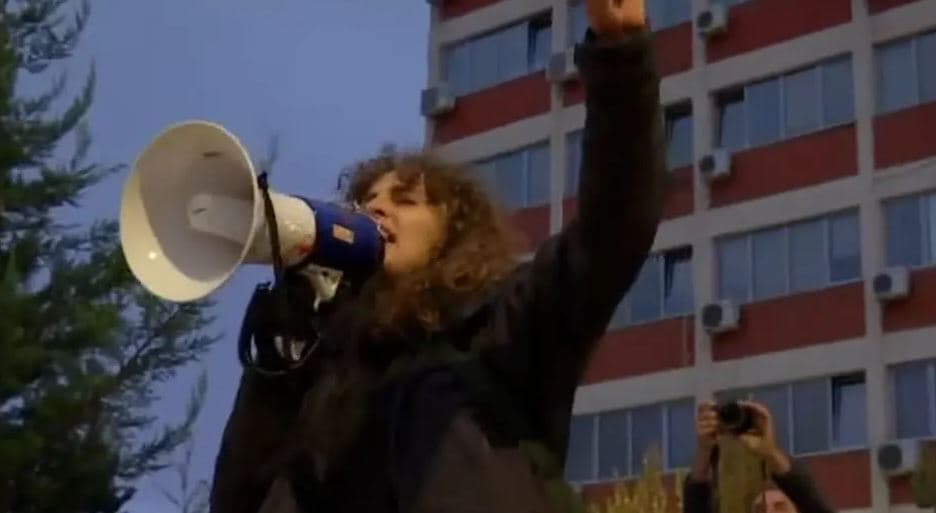 Nikaj nga kolektivi: Në Kosovë dënohesh më shumë për vjedhjen e një marmelate sesa për dhunimin e një gruaje