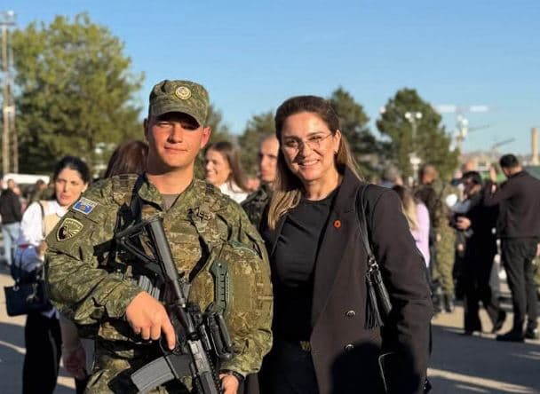 Nipi i Rexhep Selimit betohet në FSK, Shqipe Selimi: Na bëri jashtëzakonisht krenarë