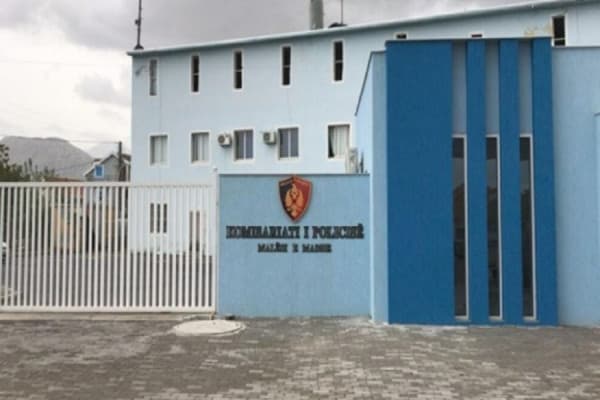 Një shtetas gjerman ther me thikë dy policë shqiptarë në Malësi të Madhe