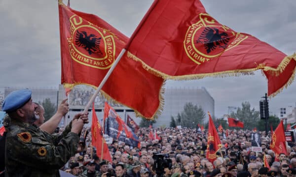 OVL-UÇK paralajmëron përshkallëzim të protestave nëse zvarritet Ligji për Specialen