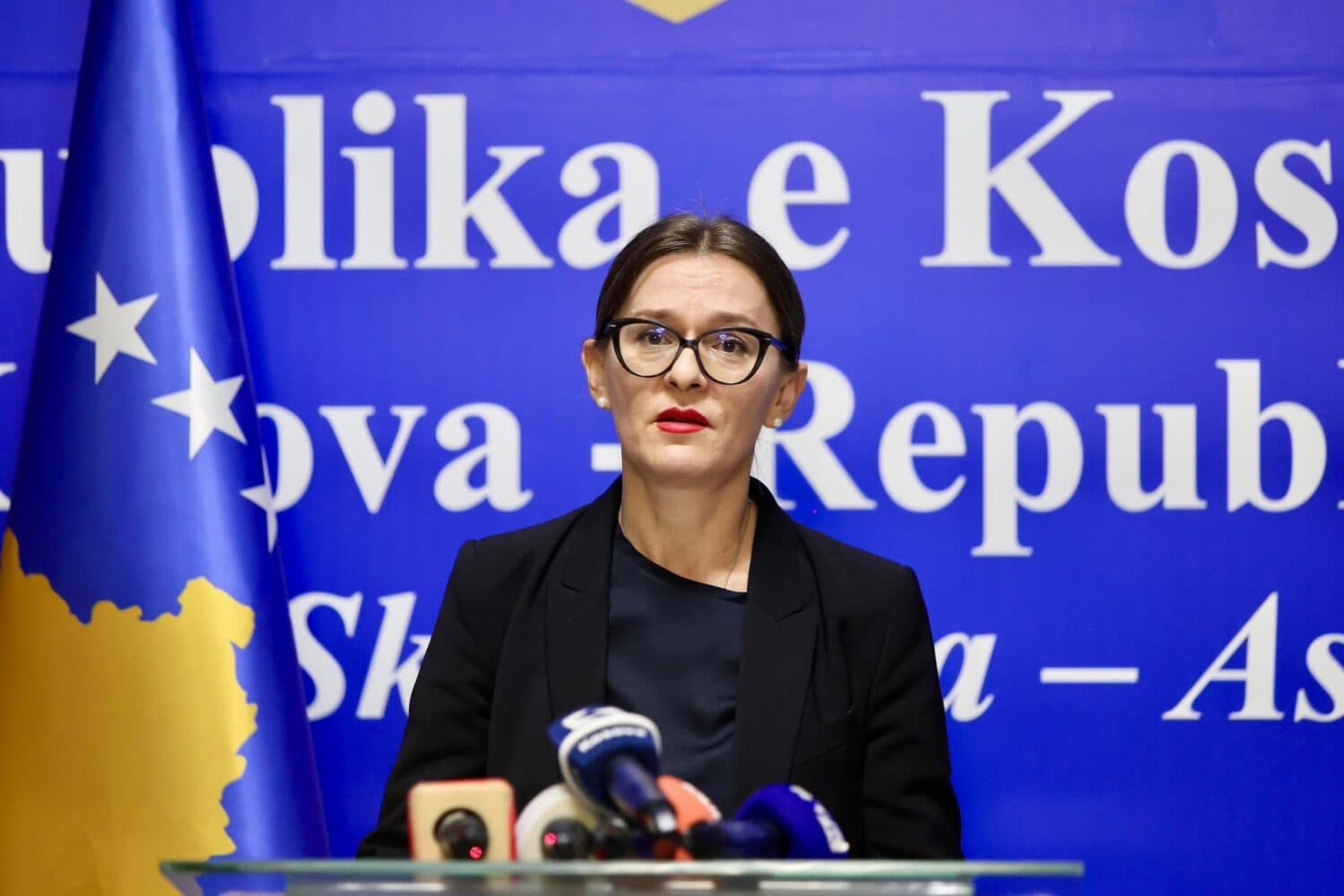 PDK kërkon dorëheqjen e Gërvallës dhe Sveçlës: Vdekja e Arlindës s’mund të përfundojë si një tjetër raport në arkiva