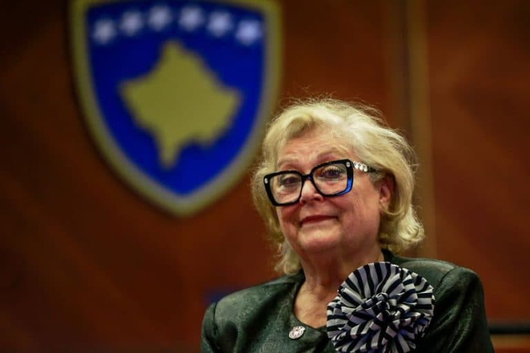 Presidentja kërkon hetim urgjent për vrasjen e Arlinda Zekajt: Të sqarohet nëse janë marrë masat për vlerësimin e rrezikut dhe mbrojtjen e saj