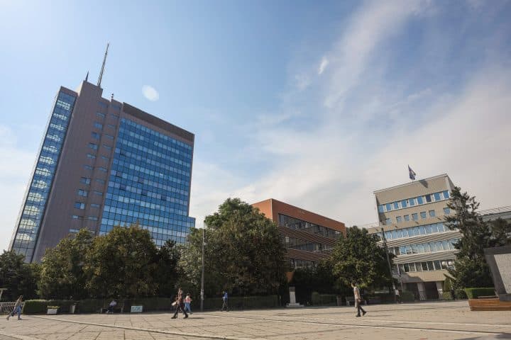 Raporti i WSJ: Autoritarizmi s’është vetëm trend por diçka që është rrënjosur thellë, Kosova s’bën përjashtim