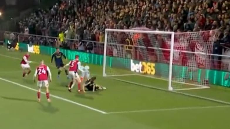 Featured image for Rikthehet Arsenali, Gyokeres shënon një gol me fat