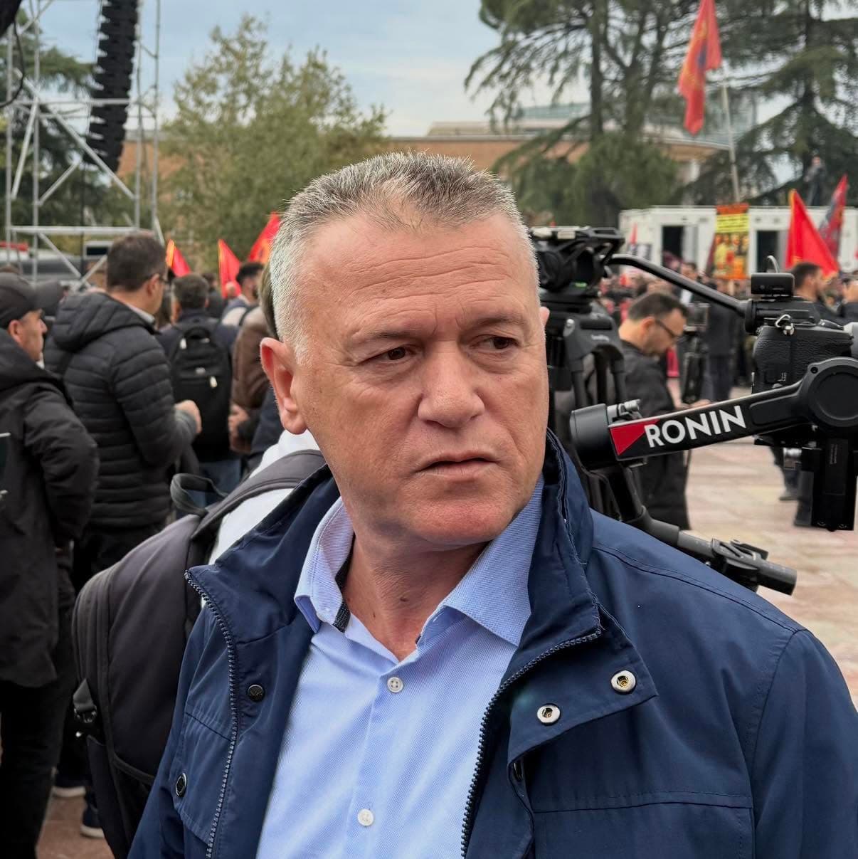 Shqiptar Gubetini kërkon nga Shiroka-Pula ta dekretojë Ligjin për Specialen: Do të ishte në nderin e saj që firmën e parë si presidente ta hidhte në ligjin që mbron çlirimtarët