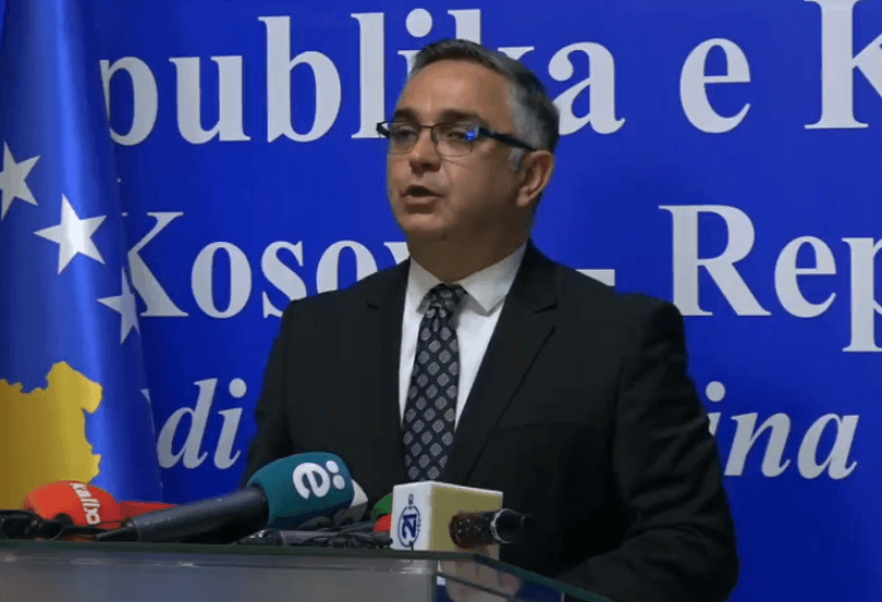 Featured image for Tahiri: Qeveria pa program, pa identitet dhe pa letërnjoftim politik