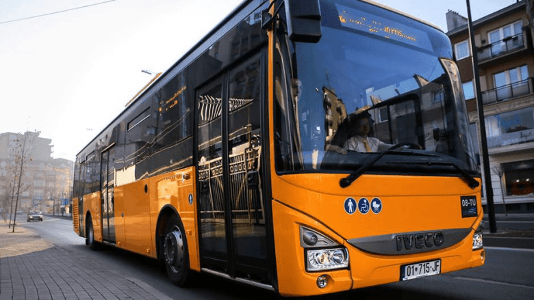Transporti publik në Prishtinë falas gjatë marshit për UÇK-në