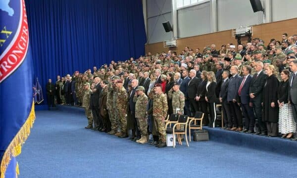 Vergori merr komandën e KFOR-it nga Ulutash, në ceremoni po marrin pjesë krerët e shtetit