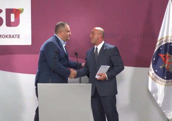 Deri dje bashkë, tani AAK e shanë PSD-në për mospunë