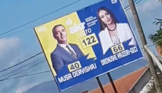 E turpshme çfarë ndodhi tani në Skenderaj, dëmtohen raklamat zgjedhore të Musa Dervishaj e Drenusha Gecit (FOTO)