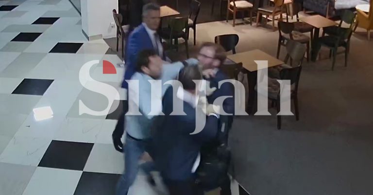 Dalin pamjet e rrahjes ndërmjet Dardan Molliqajt dhe Haki Abazit |Video