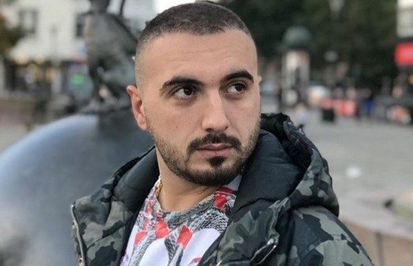 Gjiko blen veturën e re, shihni sa luksoze është