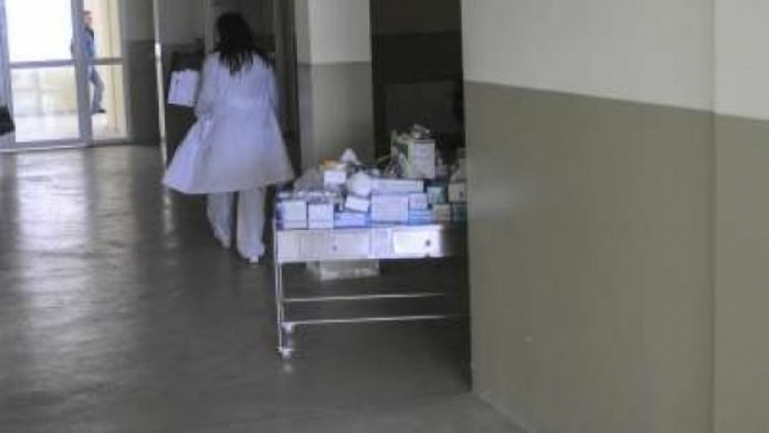 Pacienti sulmon infermieren, arrestohet nga policia e Kosovës
