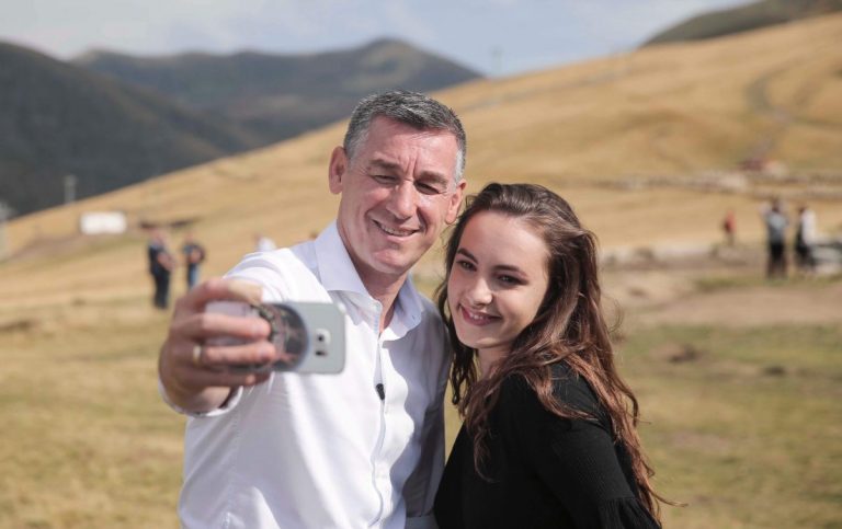 Veseli: Me qeverisjen time, rinia do ta gjejnë perspektivën në Kosovë