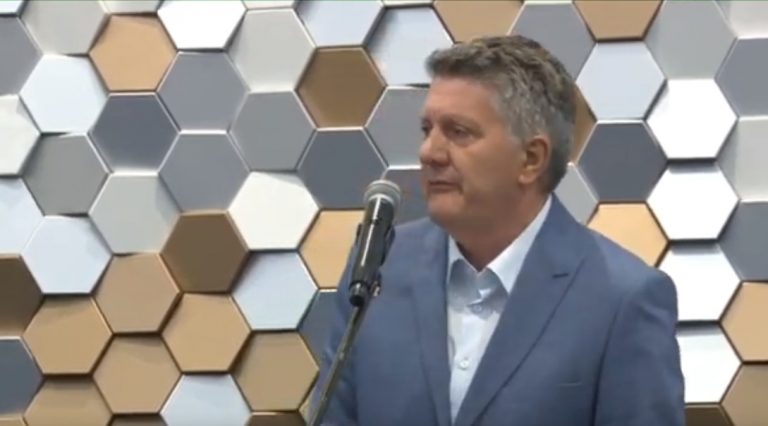 Milaim Zeka: Fitorja e Albin Kurtit ka çmendur të tjerët, është fitore edhe për PEK-un