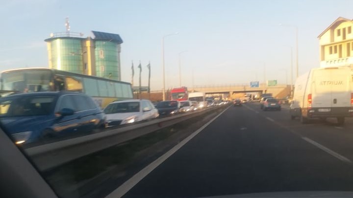 Lajm i Fundit/ Aksident me të lënduar në rrugën Prishtinë – Pejë