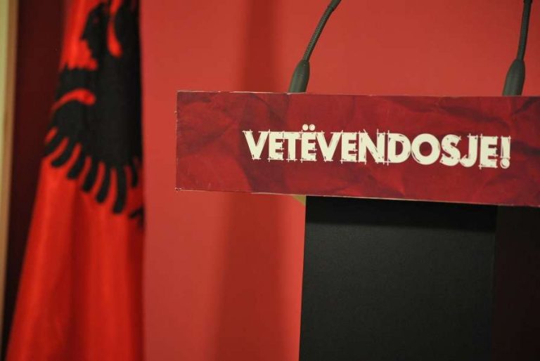 Profesori nga Skenderaj hyn në listën e Vetëvendosjes për deputet të Kosovës (FOTO)