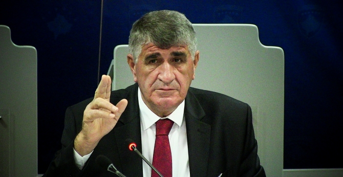Çfarë thotë prokurori Sylë Hoxha që i pari kishte konstatuar se Astrit Dehari ka kryer vetëvrasje?