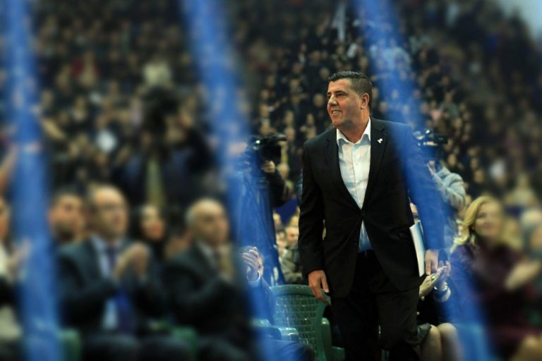 Lutfi Haziri punësoi brenda ditës rreth 30 persona me kontratë mbi vepër