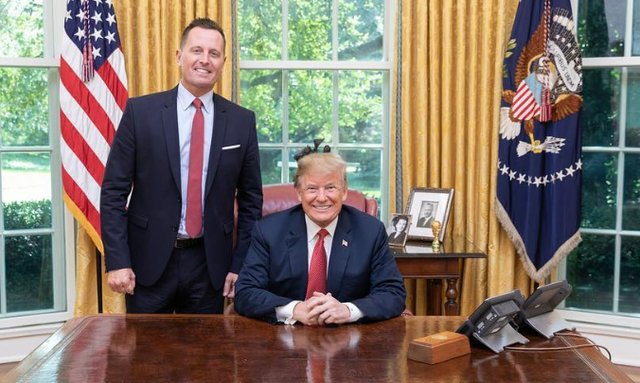Thirrjet “Kosovo, UÇK-ISIS” e kanë pritur në Beograd emisarin Grenell